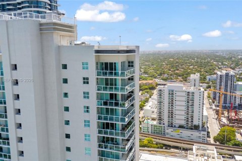 Copropriété à vendre à Miami, Floride: 3 chambres, 144.09 m2 № 2409414 - photo 7
