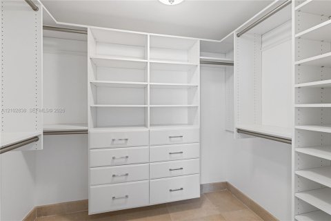 Copropriété à vendre à Miami, Floride: 3 chambres, 144.09 m2 № 2409414 - photo 17