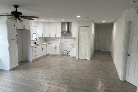 Villa ou maison à vendre à Arcadia, Floride: 4 chambres, 117.06 m2 № 2155793 - photo 5