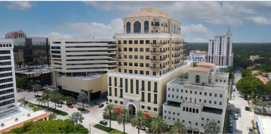 Commercial property in Coral Gables, Florida № 1860618
