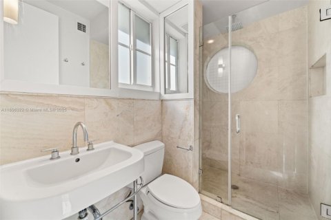 Condominio en venta en Miami Beach, Florida, 1 dormitorio, 76.74 m2 № 1738982 - foto 5