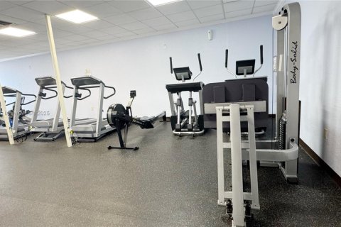 Condominio en alquiler en North Miami Beach, Florida, 1 dormitorio, 75.44 m2 № 1896659 - foto 18