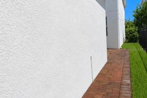 House in Orlando, Florida 3 bedrooms, 204.66 sq.m. № 2120848 - photo 21