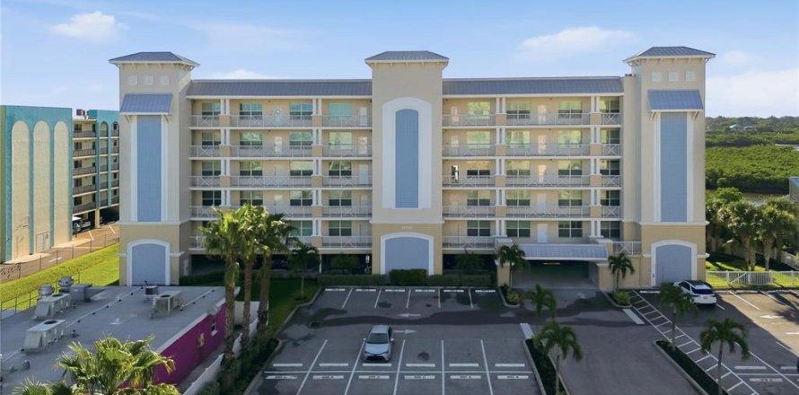 Condominio en Indian Shores, Florida, 3 dormitorios № 2344681