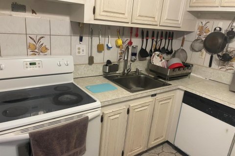 Купить кондоминиум в Санрайз, Флорида 3 комнаты, 95.69м2, № 2146313 - фото 6
