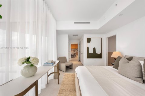 Condo in Miami Beach, Florida, 3 bedrooms  № 2078946 - photo 19