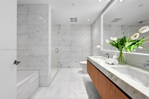 Condo in Miami Beach, Florida, 3 bedrooms  № 2078946 - photo 6