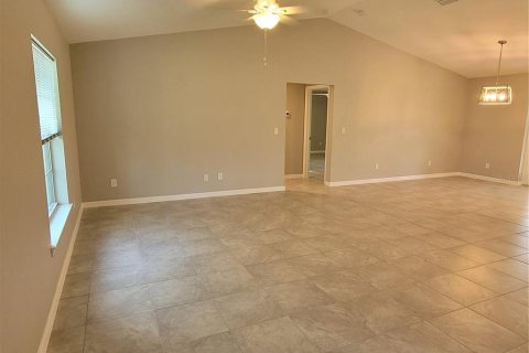 Casa en alquiler en Port Charlotte, Florida, 3 dormitorios, 152.36 m2 № 2114929 - foto 6