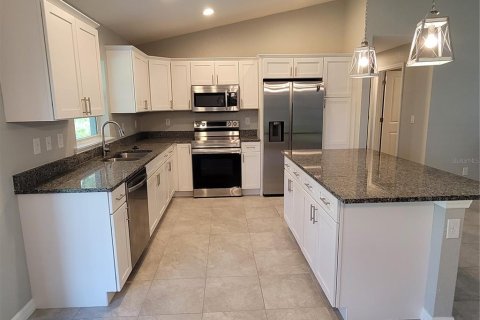 Casa en alquiler en Port Charlotte, Florida, 3 dormitorios, 152.36 m2 № 2114929 - foto 5