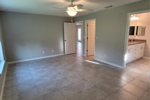 Casa en alquiler en Port Charlotte, Florida, 3 dormitorios, 152.36 m2 № 2114929 - foto 9