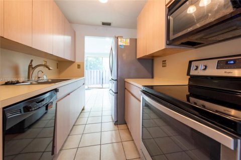 Townhouse in Plantation, Florida 3 bedrooms, 164.44 sq.m. № 1826033 - photo 8