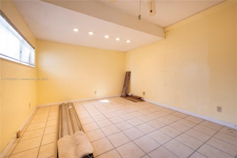 Townhouse in Plantation, Florida 3 bedrooms, 164.44 sq.m. № 1826033 - photo 5