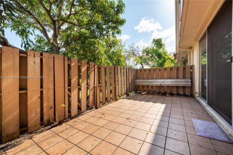 Townhouse in Plantation, Florida 3 bedrooms, 164.44 sq.m. № 1826033 - photo 26