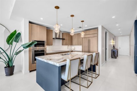 Copropriété à vendre à Saint Petersburg, Floride: 2 chambres, 201.78 m2 № 2423591 - photo 6