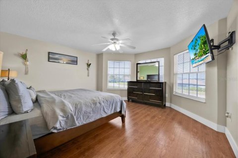 House in Davenport, Florida 5 bedrooms, 201.41 sq.m. № 1569295 - photo 22