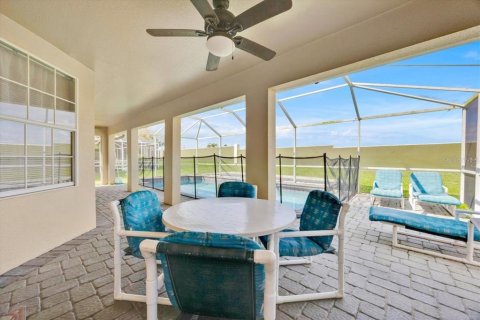 House in Davenport, Florida 5 bedrooms, 201.41 sq.m. № 1569295 - photo 29