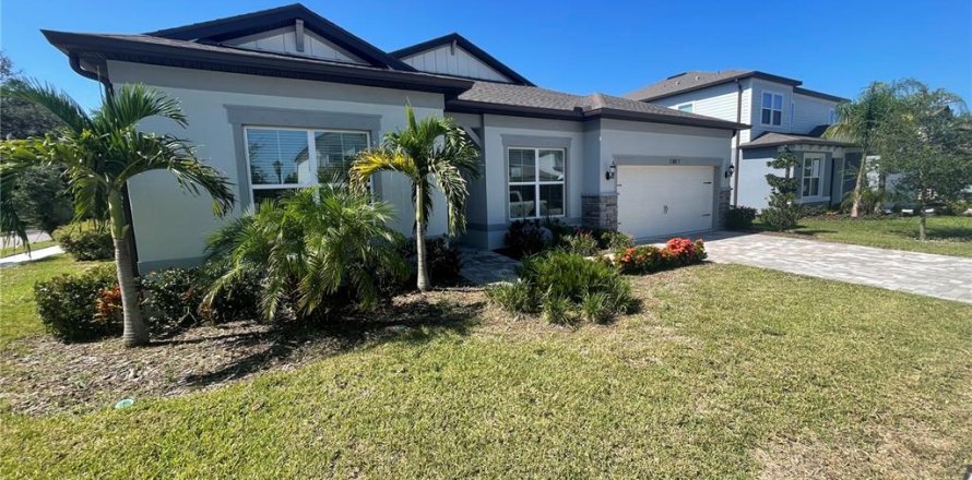 Casa en Riverview, Florida 5 dormitorios, 270.81 m2 № 1916558