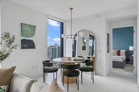 Copropriété à louer à Miami, Floride: 2 chambres, 87.7 m2 № 2080039 - photo 3