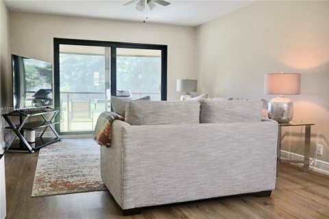 Condominio en venta en Deerfield Beach, Florida, 2 dormitorios, 94.02 m2 № 1861763 - foto 15
