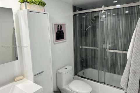 Copropriété à louer à Sunny Isles Beach, Floride: 1 chambre, 93.37 m2 № 2155120 - photo 10