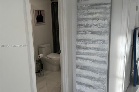 Copropriété à louer à Sunny Isles Beach, Floride: 1 chambre, 93.37 m2 № 2155120 - photo 7