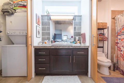 Condominio en alquiler en Tampa, Florida, 1 dormitorio, 85.93 m2 № 1821459 - foto 6