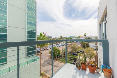 Condominio en alquiler en Tampa, Florida, 1 dormitorio, 85.93 m2 № 1821459 - foto 23