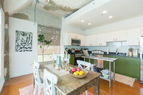 Condominio en alquiler en Tampa, Florida, 1 dormitorio, 85.93 m2 № 1821459 - foto 20