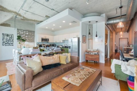 Condominio en alquiler en Tampa, Florida, 1 dormitorio, 85.93 m2 № 1821459 - foto 16