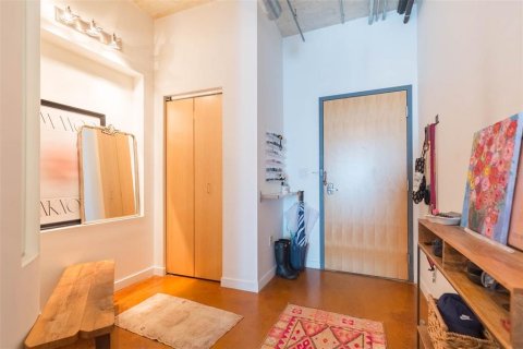 Condominio en alquiler en Tampa, Florida, 1 dormitorio, 85.93 m2 № 1821459 - foto 10
