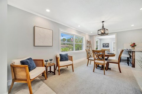 House in Bradenton, Florida 5 bedrooms, 192.03 sq.m. № 1525027 - photo 7