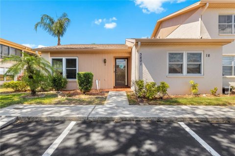 Condominio en venta en Holiday, Florida, 2 dormitorios, 122.45 m2 № 2093956 - foto 4