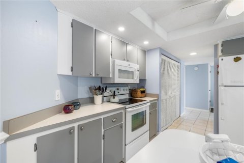 Condominio en venta en Holiday, Florida, 2 dormitorios, 122.45 m2 № 2093956 - foto 14