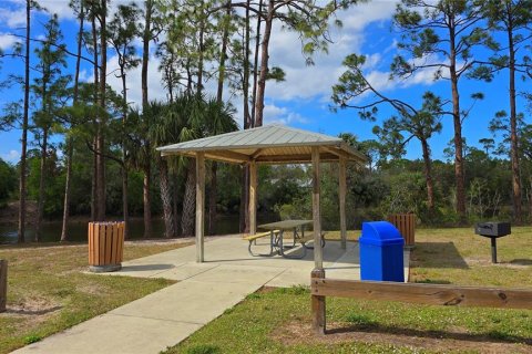 Terreno en venta en Punta Gorda, Florida № 1521628 - foto 22