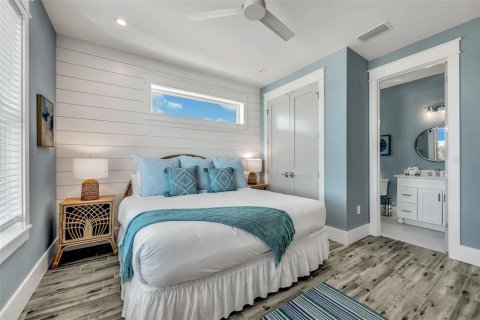 Casa en venta en Bradenton Beach, Florida, 7 dormitorios, 272.95 m2 № 1904618 - foto 29