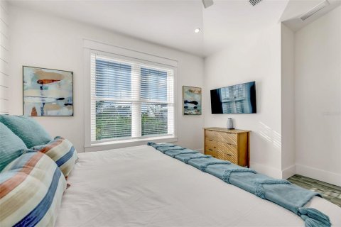Casa en venta en Bradenton Beach, Florida, 7 dormitorios, 272.95 m2 № 1904618 - foto 23