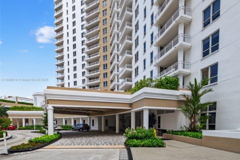 Condominio en venta en Miami, Florida, 1 dormitorio, 74.88 m2 № 1952037 - foto 22