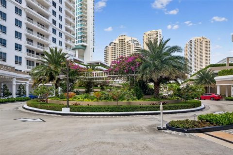 Condominio en venta en Miami, Florida, 1 dormitorio, 74.88 m2 № 1952037 - foto 21