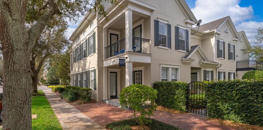 Adosado en Orlando, Florida 3 dormitorios, 199.74 m2 № 2107406