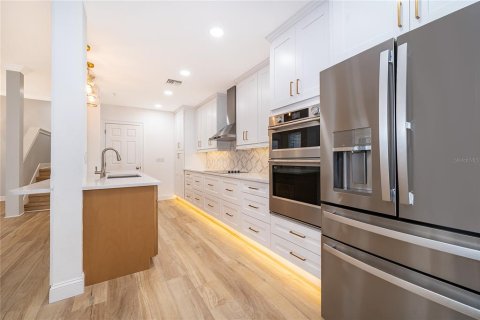 Adosado en alquiler en Orlando, Florida, 3 dormitorios, 199.74 m2 № 2107406 - foto 10