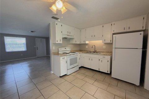 Apartment in Venice, Florida 2 bedrooms, 72.74 sq.m. № 2394218 - photo 4