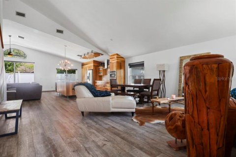 Villa ou maison à vendre à Orlando, Floride: 3 chambres, 199.93 m2 № 2420428 - photo 6