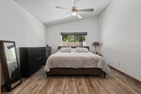 Villa ou maison à vendre à Orlando, Floride: 3 chambres, 199.93 m2 № 2420428 - photo 23
