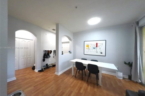 Снять в аренду кондоминиум в Плантация, Флорида 2 спальни, 111.95м2, № 2024735 - фото 2