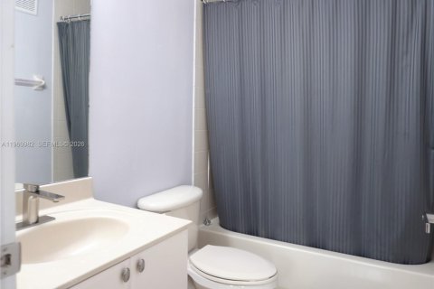 Снять в аренду кондоминиум в Плантация, Флорида 2 спальни, 111.95м2, № 2024735 - фото 19