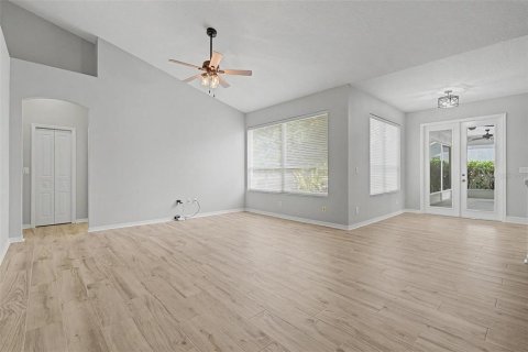 House in Tampa, Florida 4 bedrooms, 247.31 sq.m. № 2396110 - photo 19