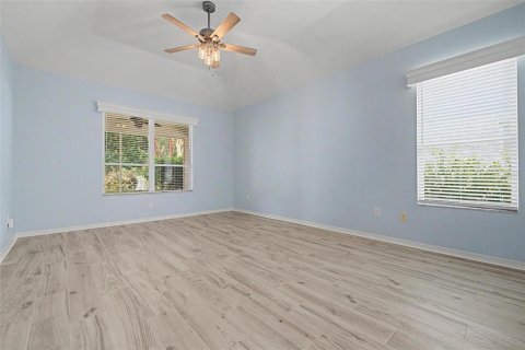 House in Tampa, Florida 4 bedrooms, 247.31 sq.m. № 2396110 - photo 23