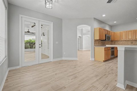 House in Tampa, Florida 4 bedrooms, 247.31 sq.m. № 2396110 - photo 16