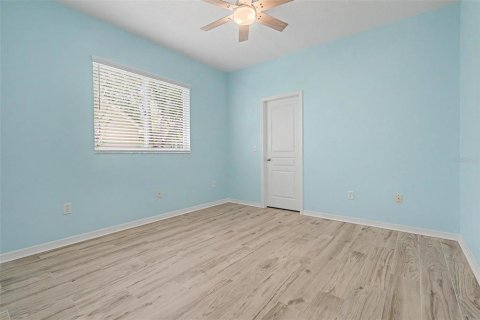 House in Tampa, Florida 4 bedrooms, 247.31 sq.m. № 2396110 - photo 30
