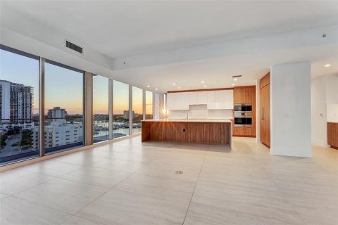 Condominio en venta en Fort Lauderdale, Florida, 4 dormitorios, 301 m2 № 2374848 - foto 3